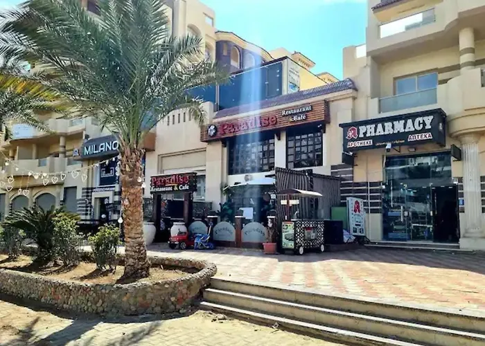 Apartmanhotel Florenza Khamsin Gurdaka