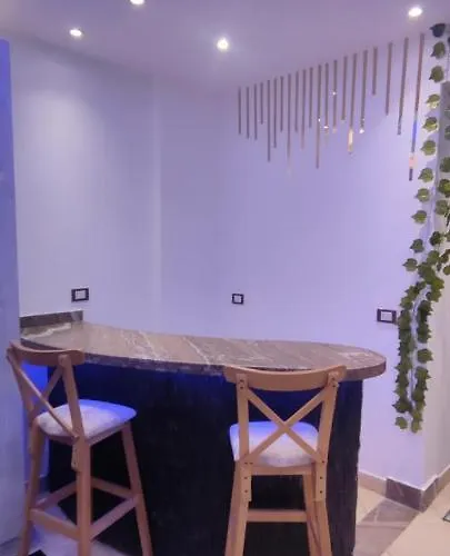 Florenza Khamsin Apartmanhotel Gurdaka