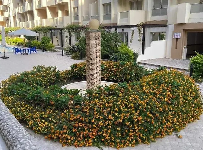 Florenza Khamsin Apartmanhotel